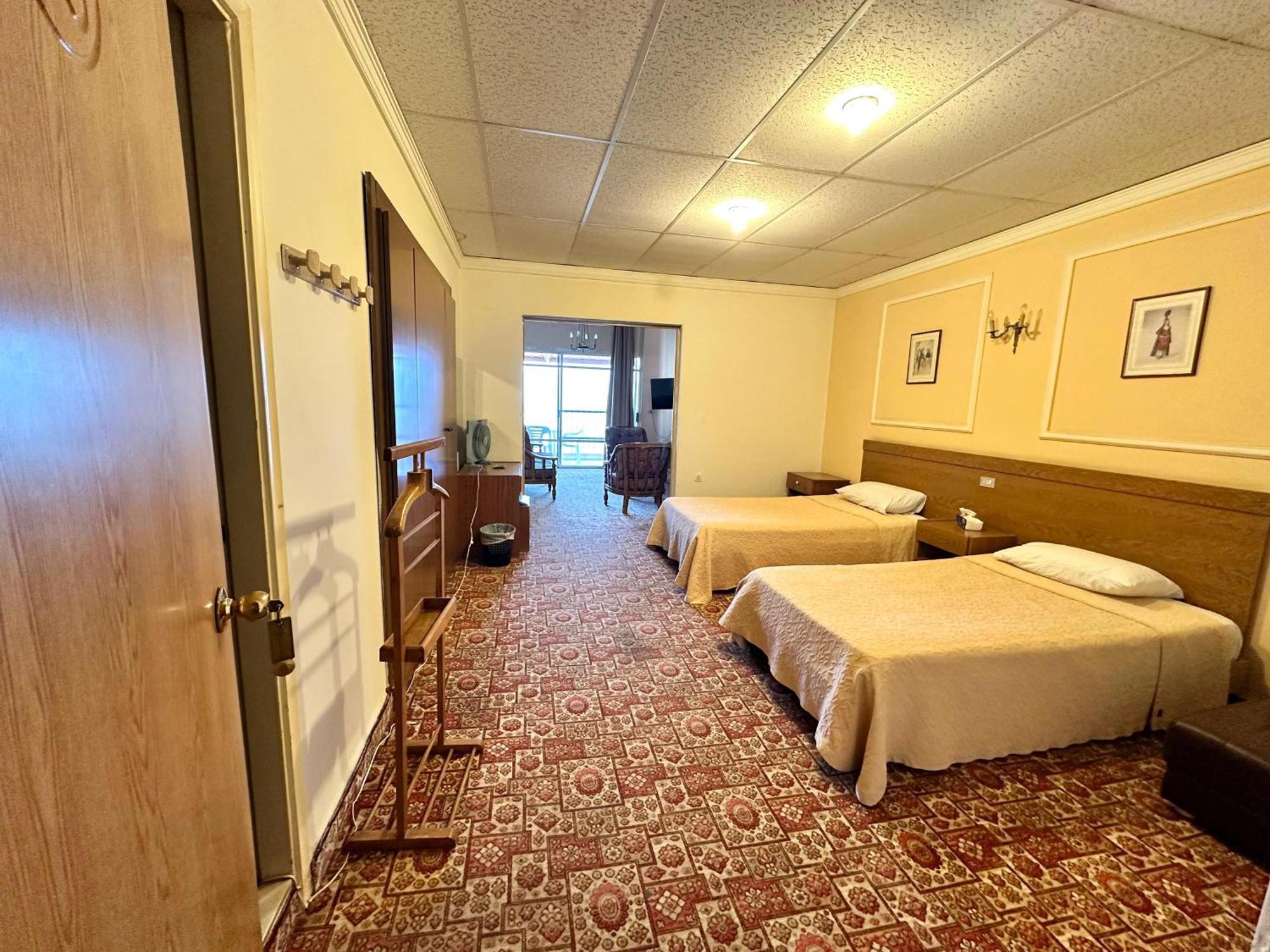 Hotel Le Crillon Brummana Exterior foto